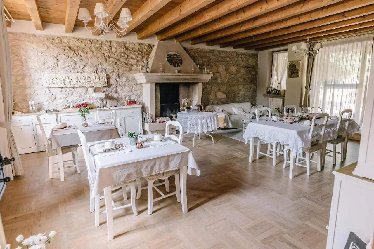 B&B - Relais De Charme La Caminella San Pietro in Cariano Bed & Breakfast