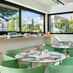 Ollen Aparthotel CTA