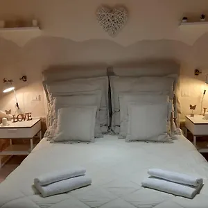 Nicole House Bari